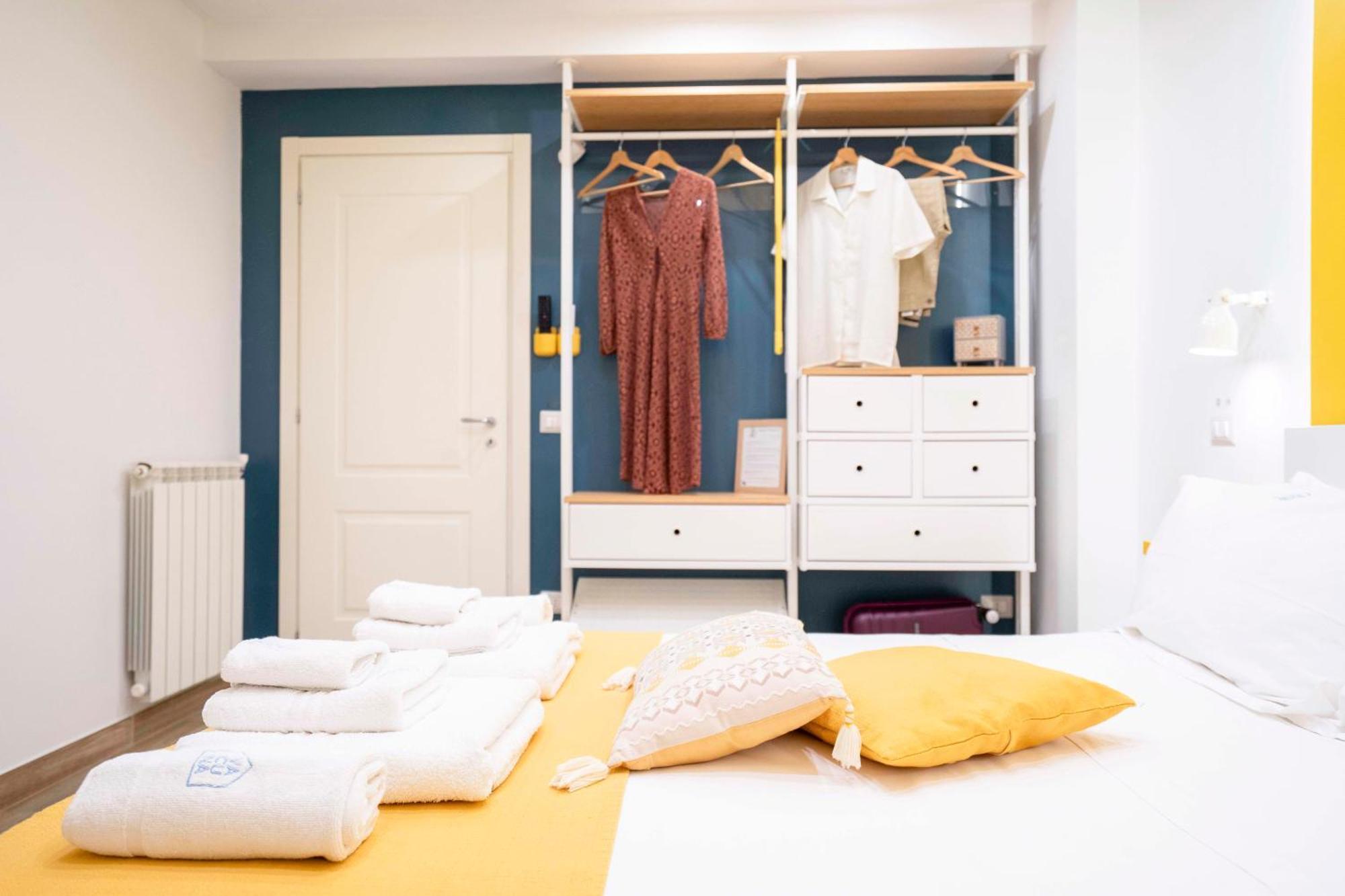 Vacuna Pleasant Rooms Napoli Eksteriør bilde